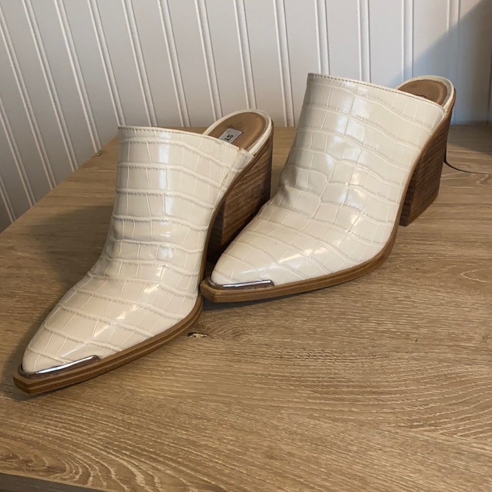 Steve Madden booties